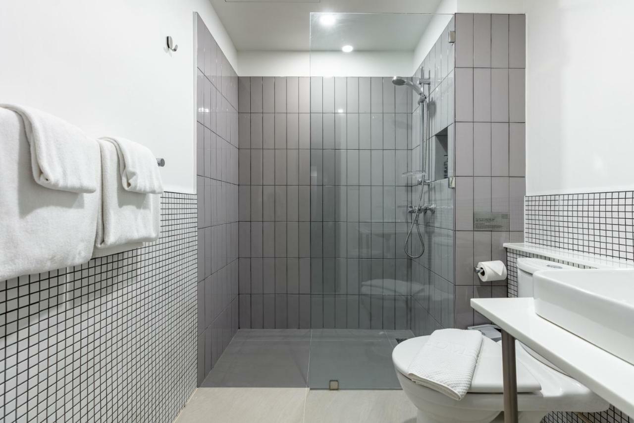 Reno Hotel Бангкок Екстер'єр фото